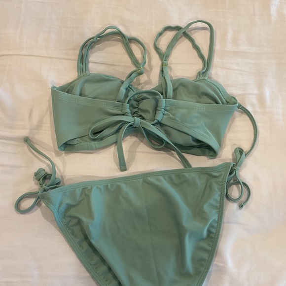 Women’s Target Swimsuit - Picture 4 of 4